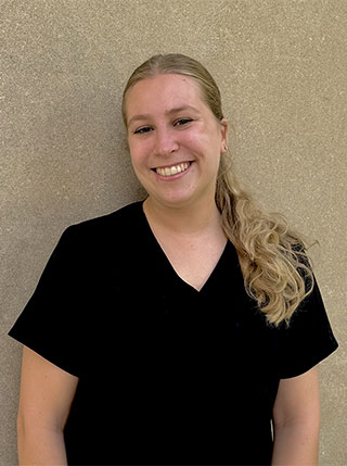 Dr. Julia Kleinfall